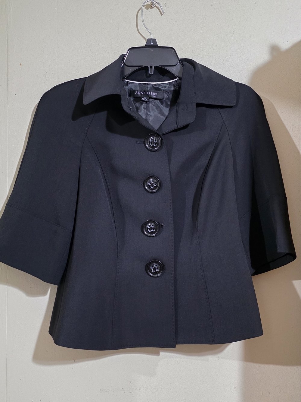 Anne Klein Black Short-Sleeve Tailored Button Jacket Used Size 2P